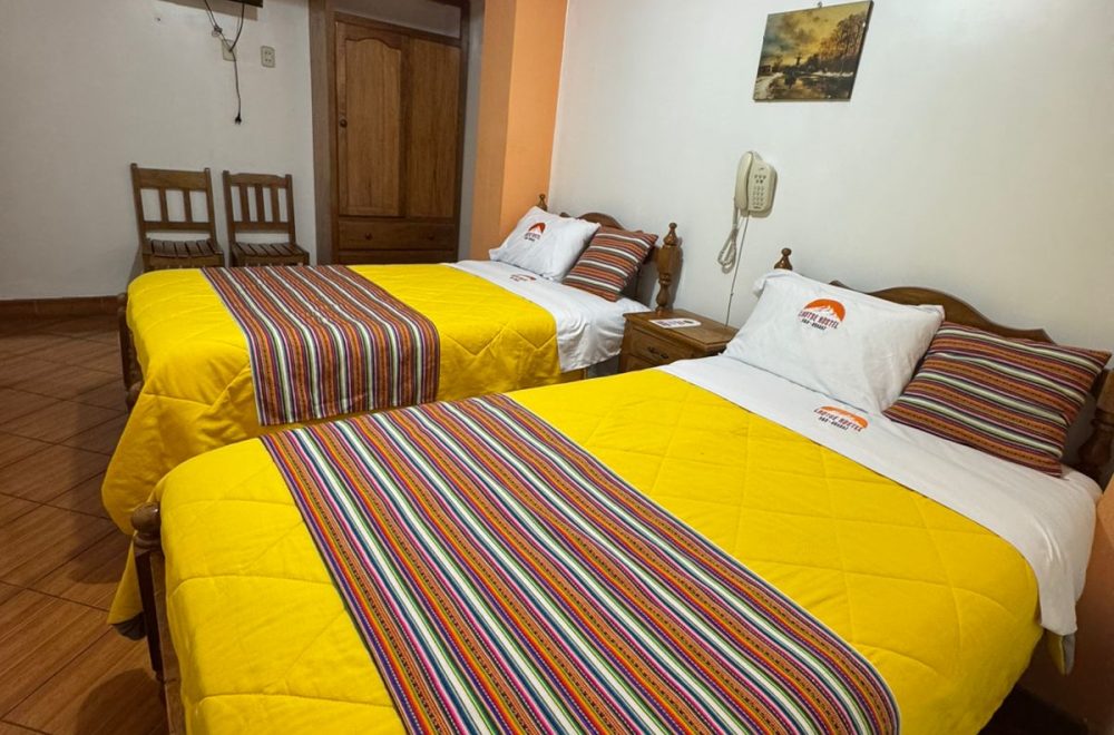 HABITACIÓN DOBLE PRIVADA-Lhotse Hostel-Huaraz Perú